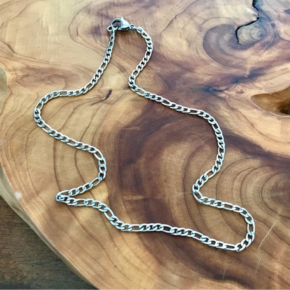 🆕 Figaro Stainless Steel Necklace - Picture 2 of 6
